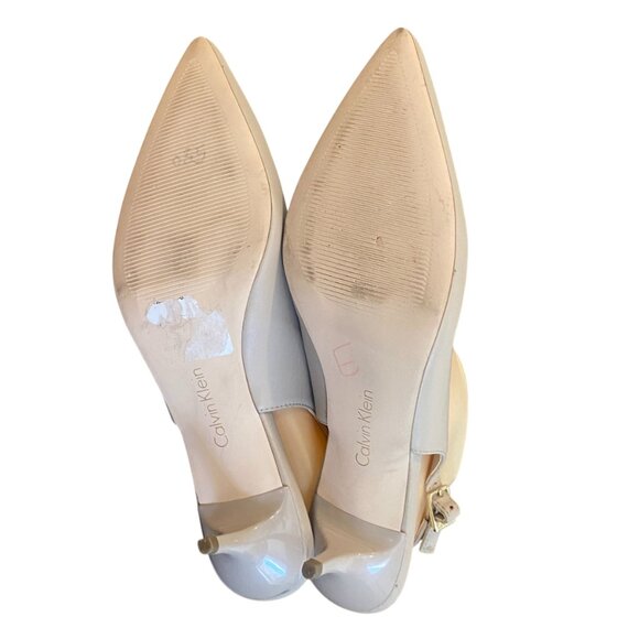 Calvin Klein Nasser Kitten Heel Slingback Pump Sz 9 Taupe Nude Beige #199S - Picture 10 of 11